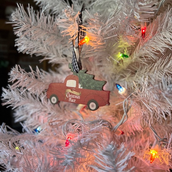 Rare Vintage 1974 Red Truck
Christmas Place Wooden
Ornament - Picture 3 of 3